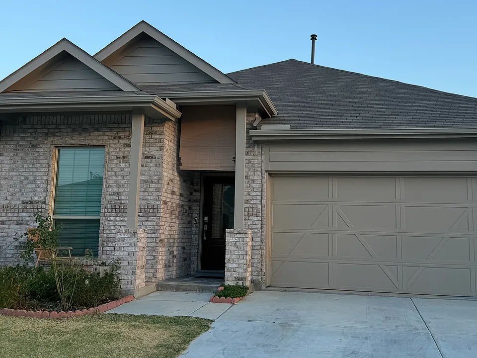 3101 Paruament Dr