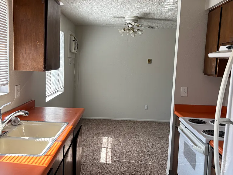 1507 Parker Ave #2 — Photo 2