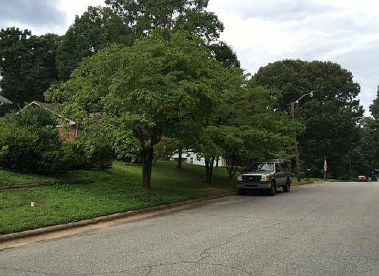 2nd image of 3908 Kalloramo Dr