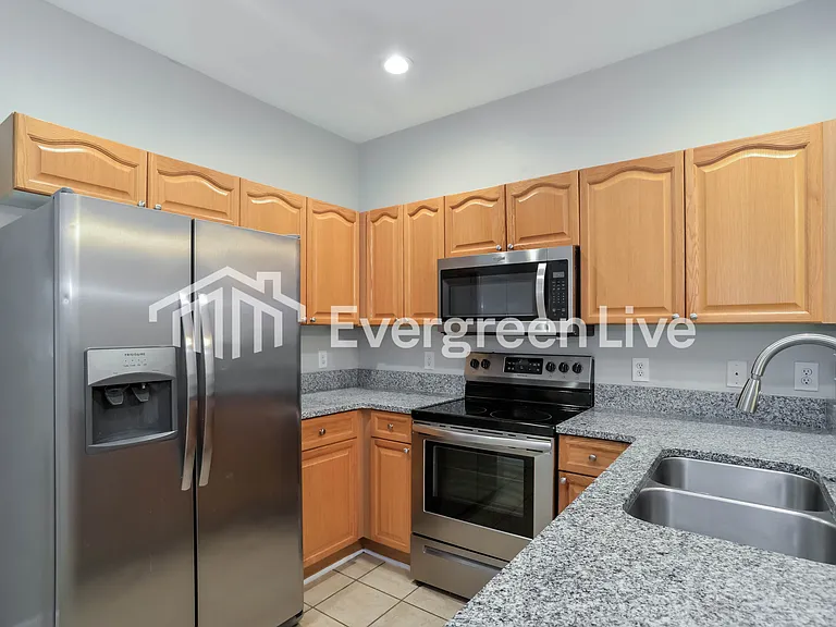 12515 Walden Lea Dr — Photo 2