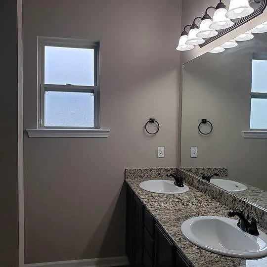 102 Sabine Dr — Photo 16