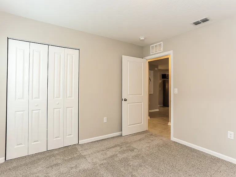 9208 Joannes Way — Photo 13