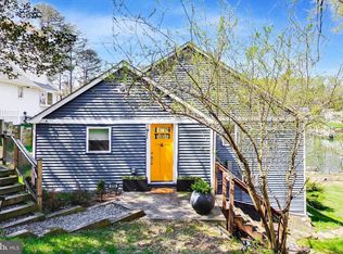 8014 Forest Glen Dr, Pasadena, MD
