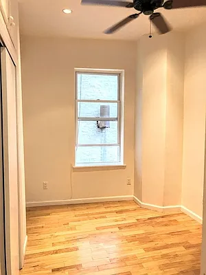 Rented by REAL New York | media 7