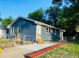 2500 Bennett Ave, Des Moines, IA 50310