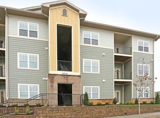 6016 Bristol Bluffs Cir UNIT 201, Louisville, KY 40299