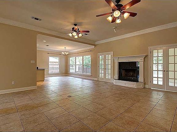 Looking into breakfast room