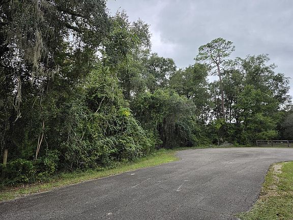 4th image of  SE 23rd Ln