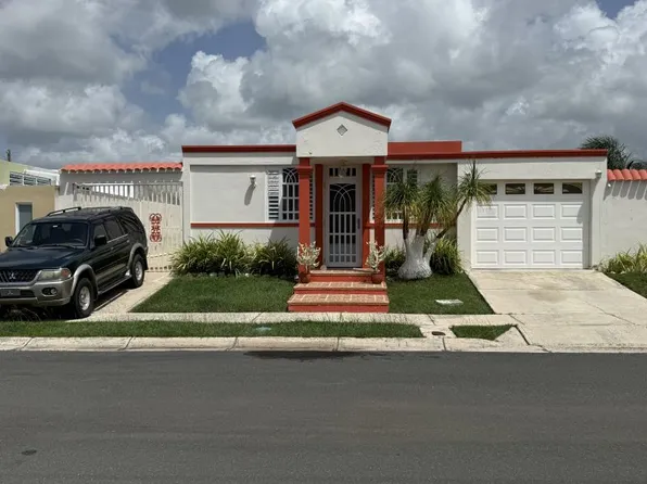 Urb Hacienda Guamani 75 Calle Granadilla, Guayama, PR 00784