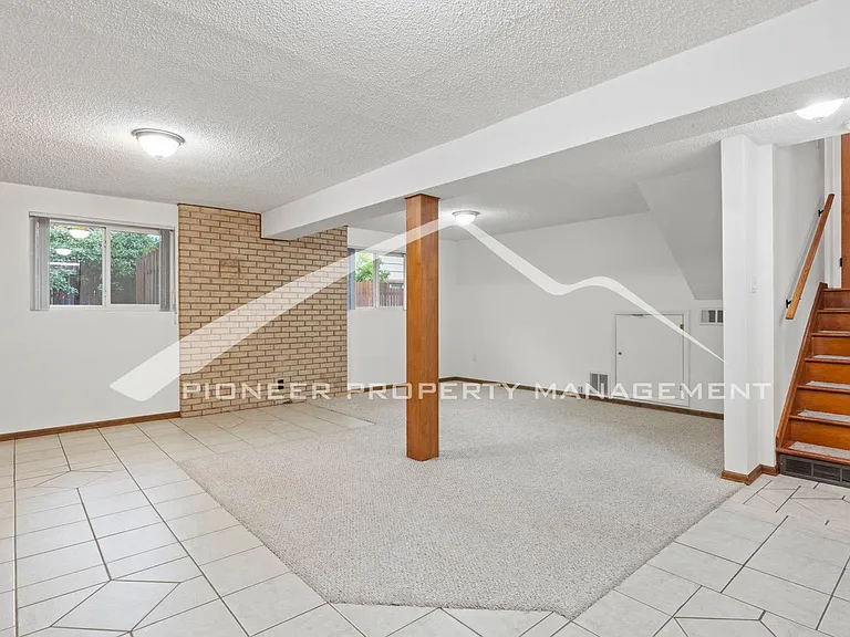 1024 Pike Dr — Photo 17
