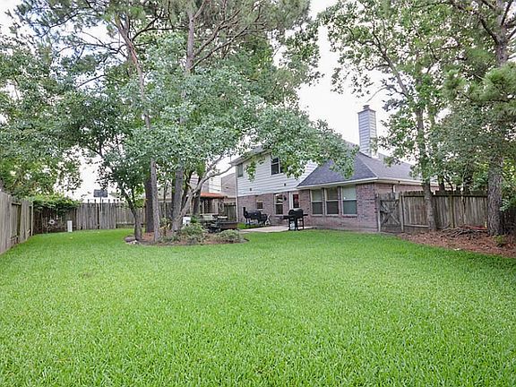 3rd image of 18703 Atascocita Park Dr