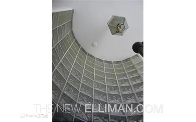 Rented by Douglas Elliman | media 15