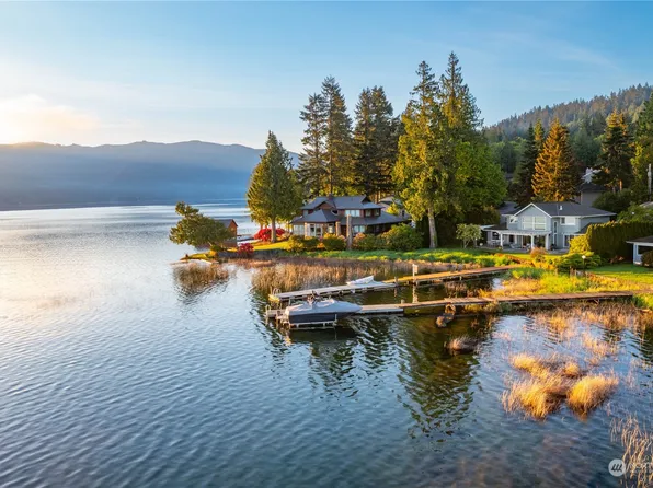49 Strawberry Point Road, Bellingham, WA 98229