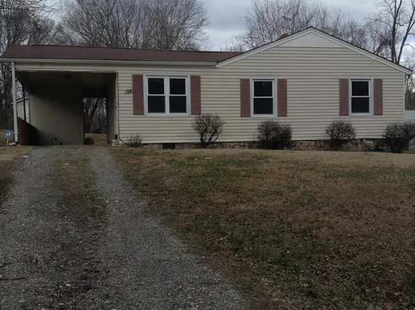 59 Waycross Dr, Fieldale, VA 24089