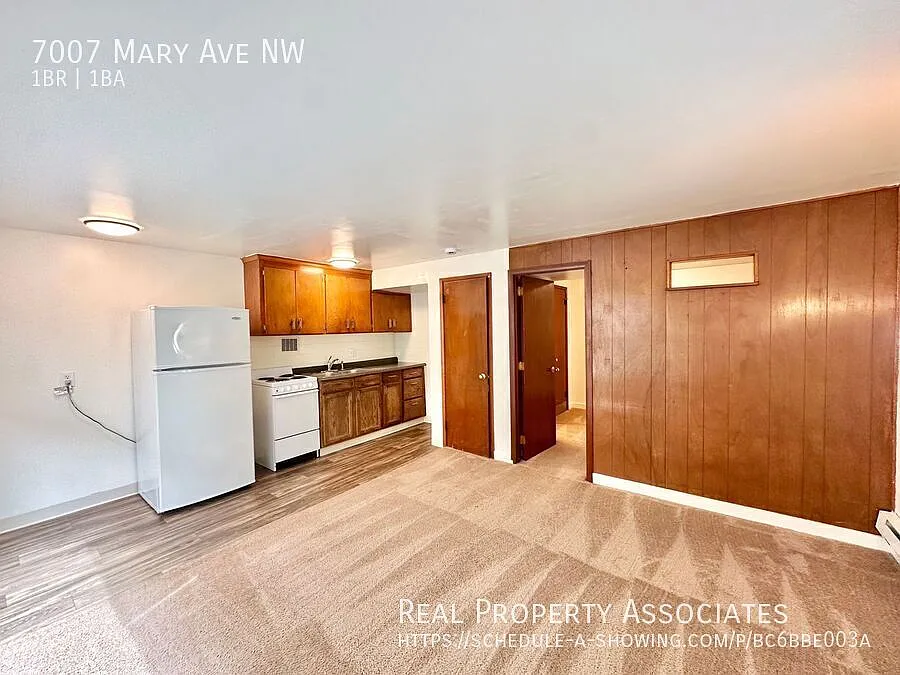 Spacious 1-Bedroom with Plenty of Storage Right in Ballard! — Photo 3