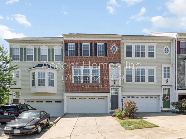 2562 Basin View Ln, Woodbridge, VA 22191