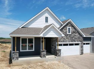 7213 201st St W, Lakeville, MN 55044