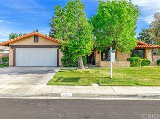 2828 Helen Ln, Lancaster, CA 93536