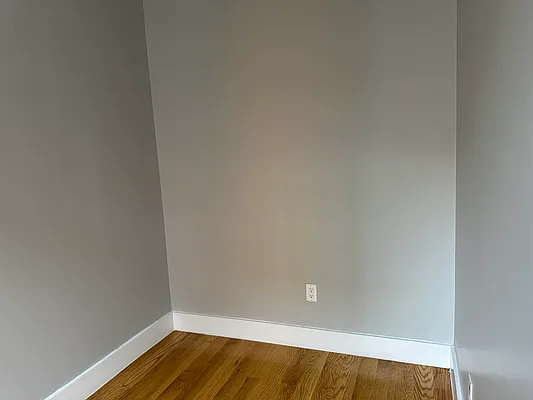 Rented by Premier One Realty LLC | media 8