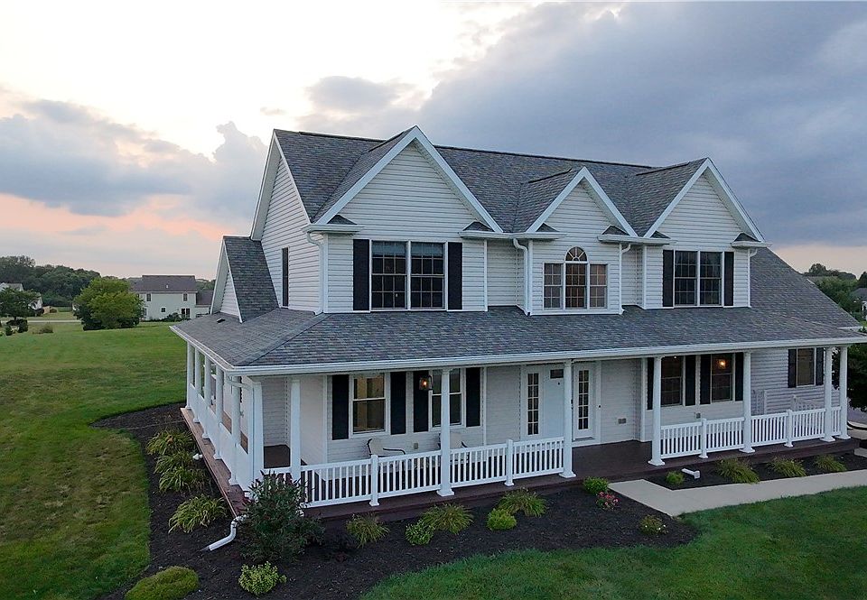 1st image of 3223 Windy Ridge Dr