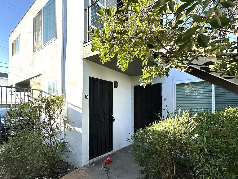 4460 Mississippi St #10 — Photo 9