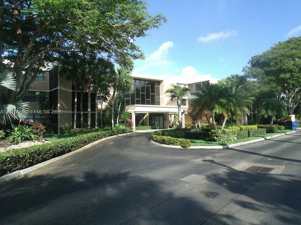1st image of 16500 Golf Club Rd APT 104