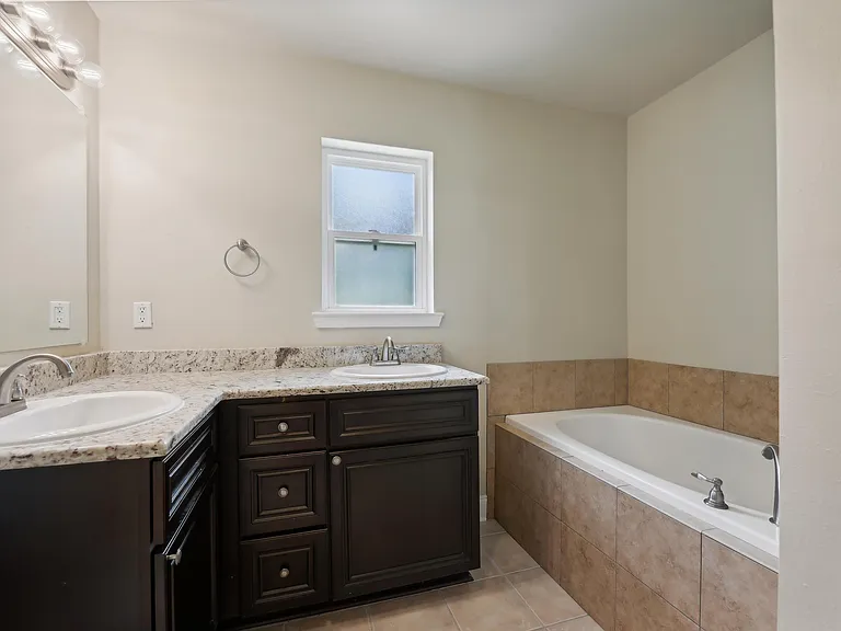 7332 Cherrydale Dr — Photo 6