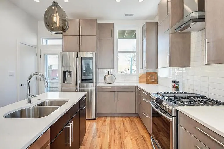 15 Bryant St NW — Photo 1