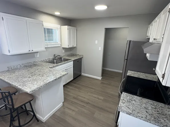 1721 E 59th Ave #3, Anchorage, AK 99507