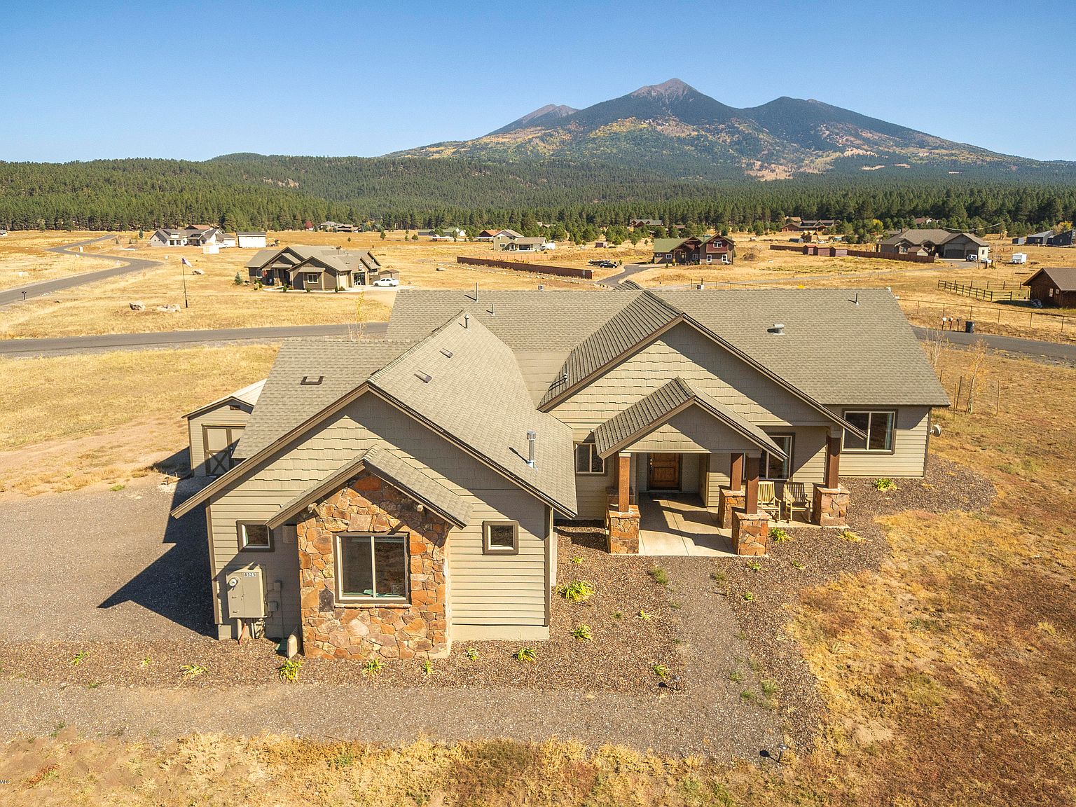 8525 Ranch At The Peaks Way, Flagstaff, AZ 86001 | Zillow