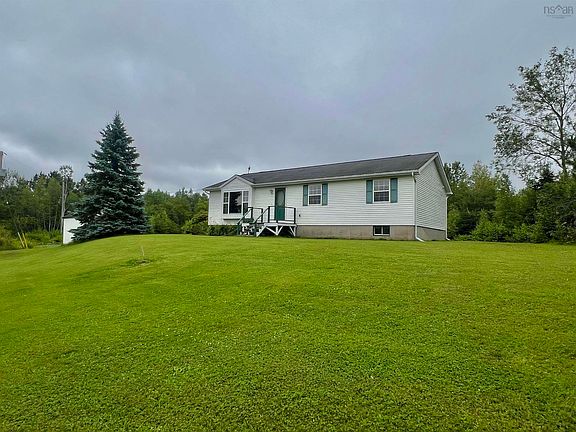 2nd image of 188 Shore Rd
