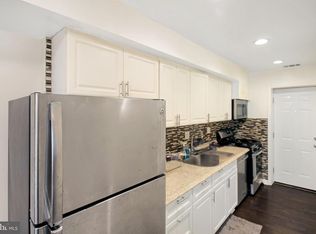 964 Mount Olivet Rd NE, Washington, DC 20002