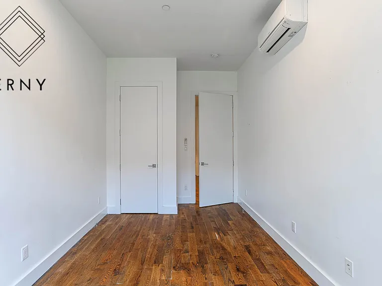 3206 Glenwood Rd #3A — Photo 1
