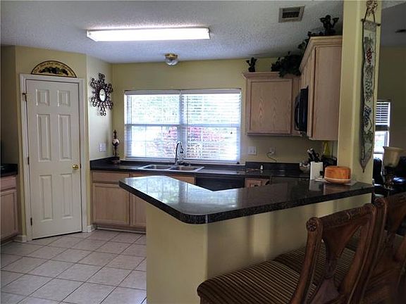 4th image of 27444 Zelda Dr