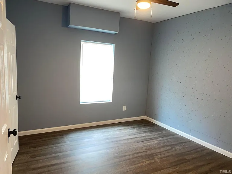 109 Ashe Ave — Photo 23