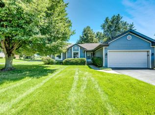 2420 Shoreham Highlands St, Saint Joseph, MI 49085