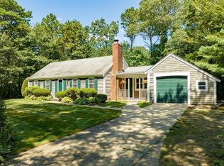 27 Stoney Cliff Rd, Barnstable, MA 02630