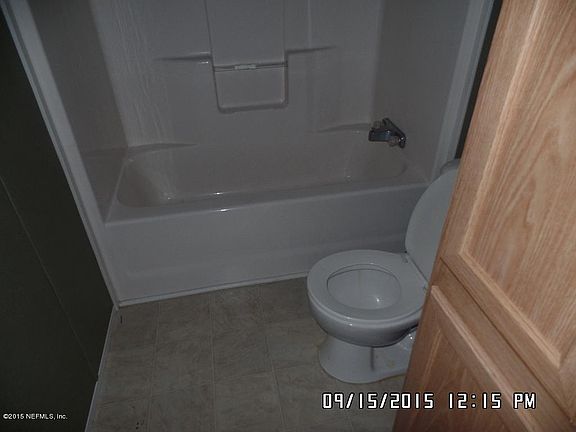 3rd image of 831 Johns Ave