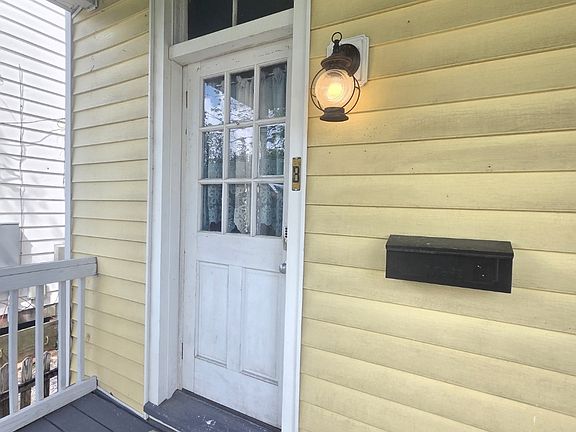 3rd image of 711 S 4th St #B