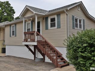 4722 N Galena Rd, Peoria Heights, IL 61616