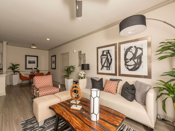 7920 Country Club Dr #5206
