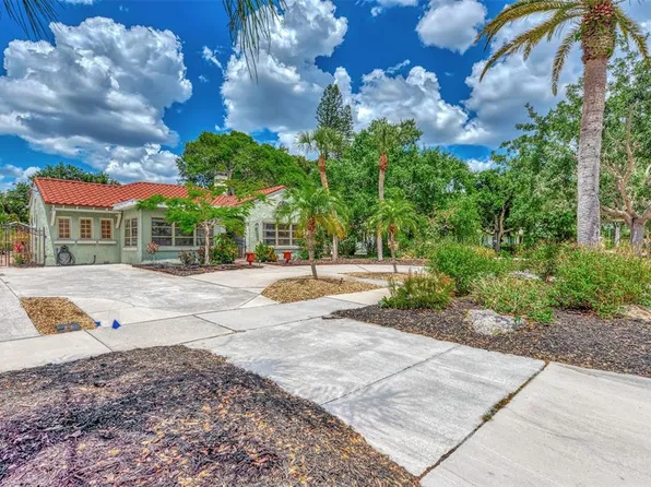 240 San Marco Dr, Venice, FL 34285