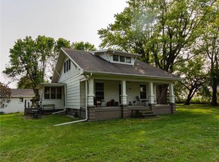 724 SW 3rd St, Stuart, IA 50250