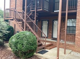 2304 Huntington Rd, Burlington, NC 27215