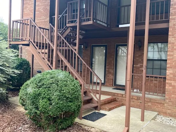 2304 Huntington Rd, Burlington, NC 27215