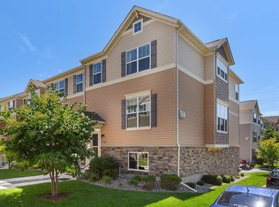 8371 Norwood Ln N, Maple Grove, MN 55369