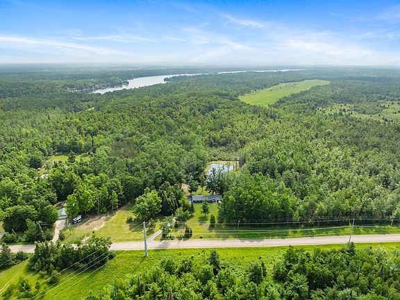 2nd image of 5654 Little Canada Rd