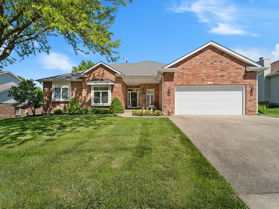 1st image of 1601 Canton Dr