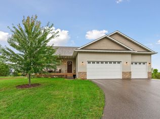 663 Alaska Pl, Cambridge, MN 55008