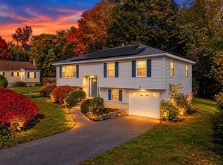 23 Iona Ave, Dracut, MA 01826